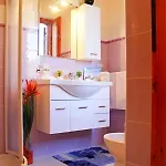 Semesterbostad Terraced House In By The Sea *